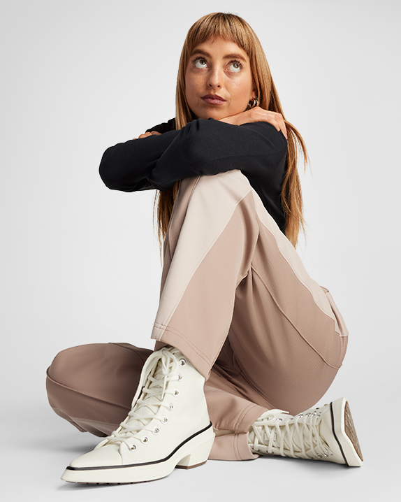 Chuck 70 De Luxe Pointed